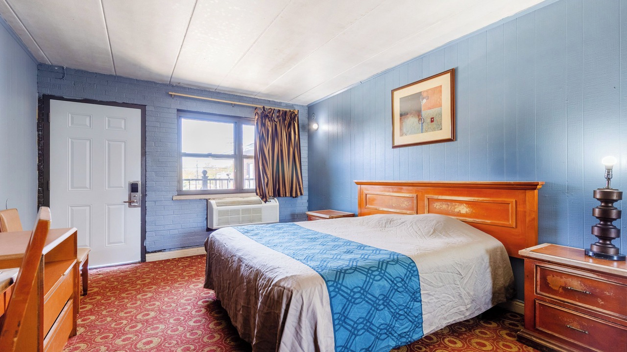 Photo of Bedroom in Chatham
