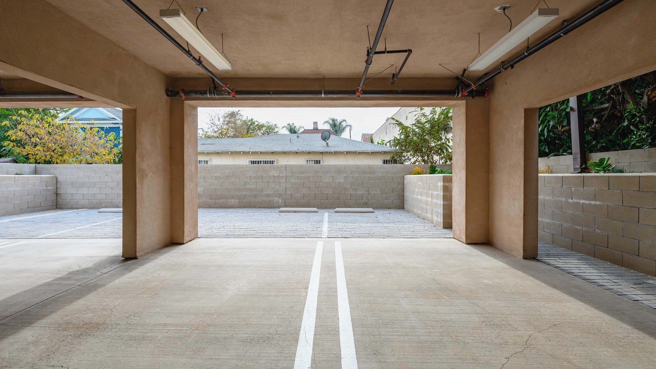 Photo of Outdoor in Pico-Union