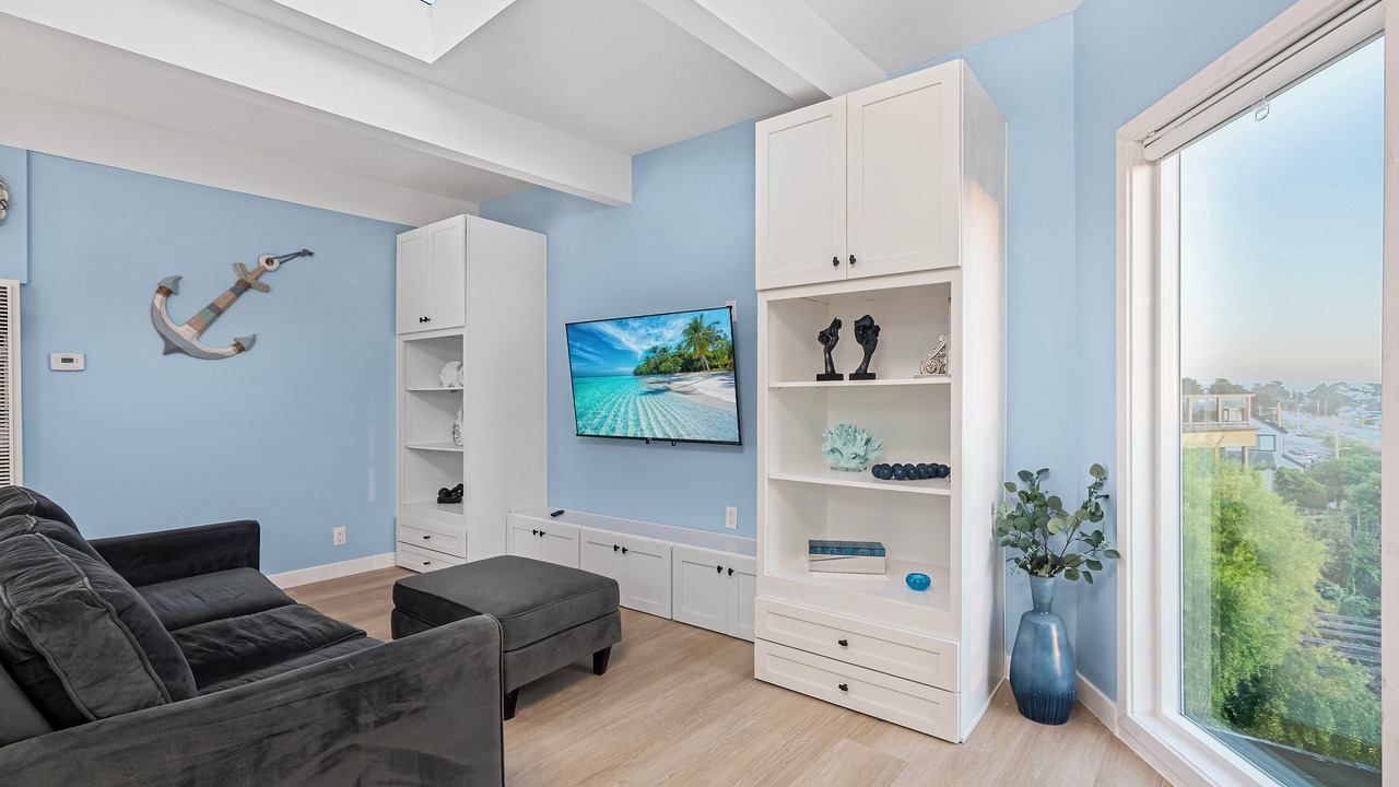 Photo of Livingroom in Moss Beach