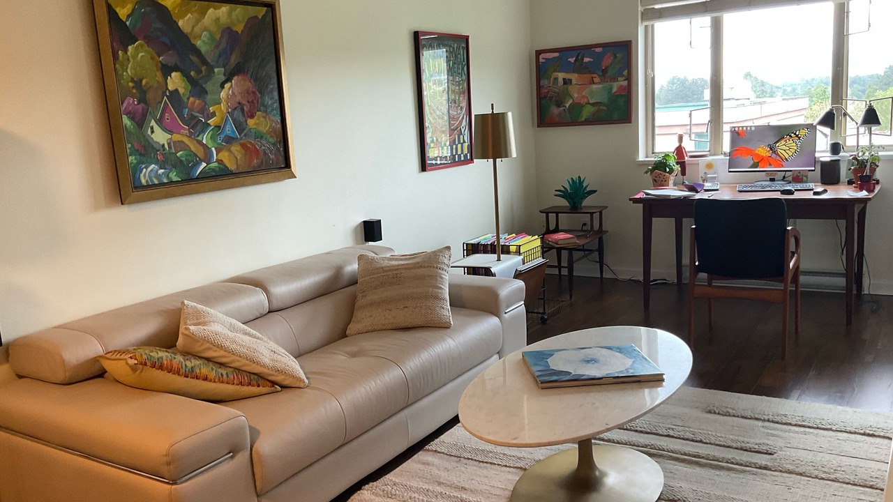 Photo of Livingroom in Coquitlam