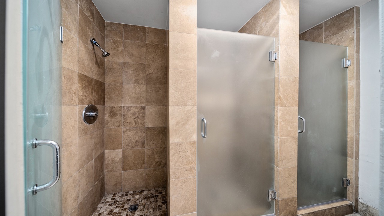 Photo of Bathroom in Hollywood