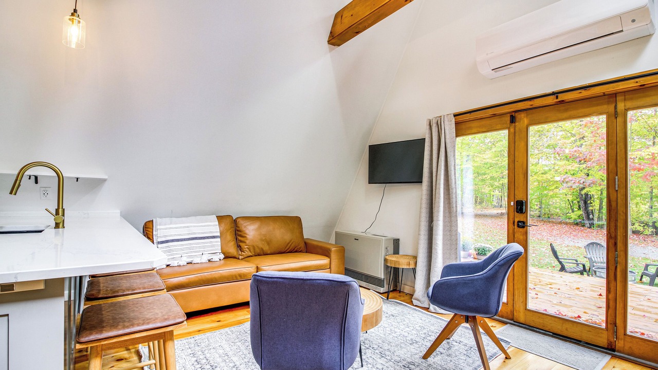 Photo of Livingroom in Perkinsville