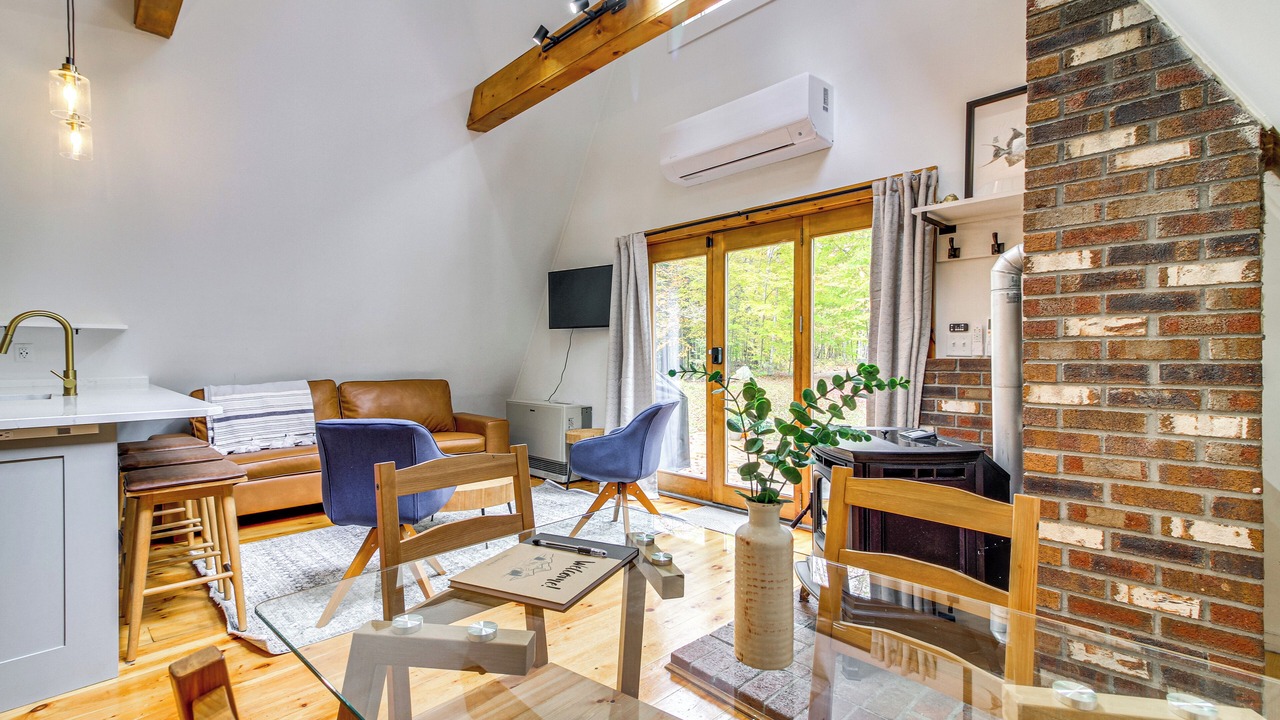 Photo of Livingroom in Perkinsville