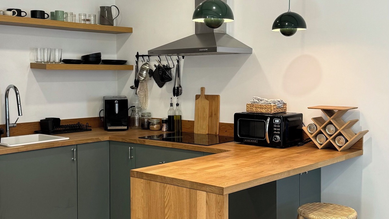 Photo of Kitchen in Mid-Wilshire