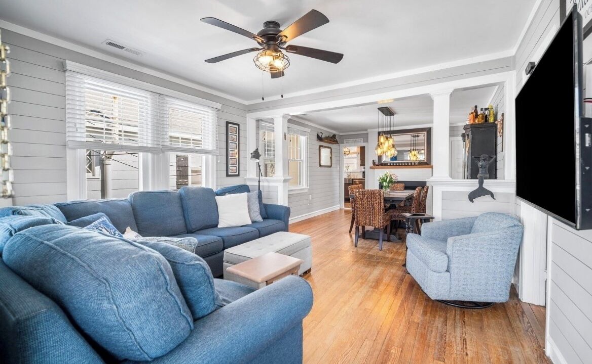 Photo of Livingroom in North End