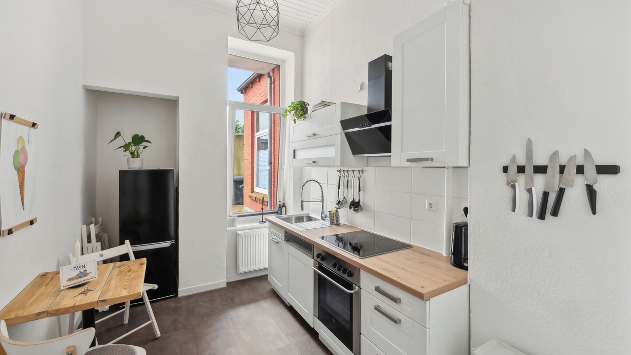 Photo of Kitchen in Russee - Hammer