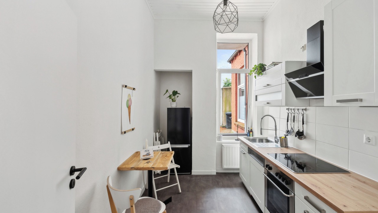 Photo of Kitchen in Russee - Hammer