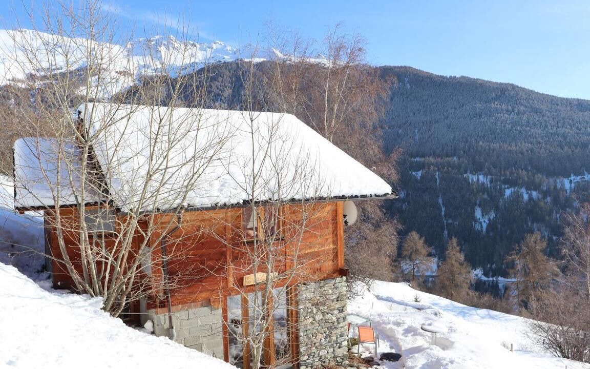Photo of Outdoor in Mase