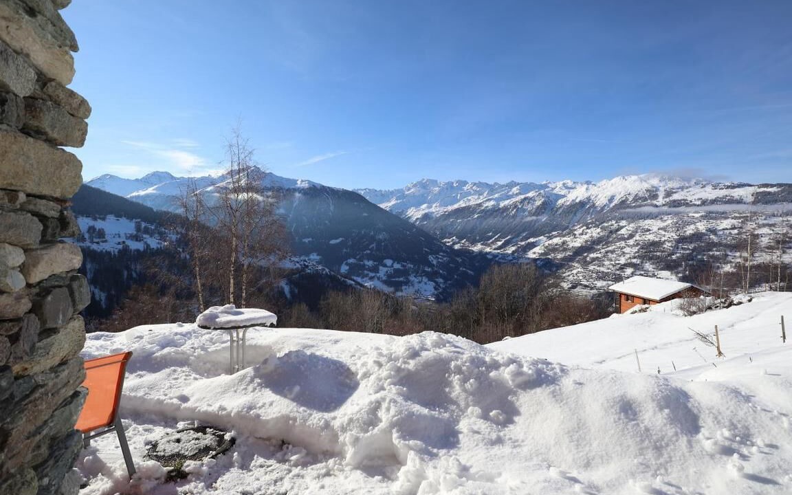 Photo of Outdoor in Mase