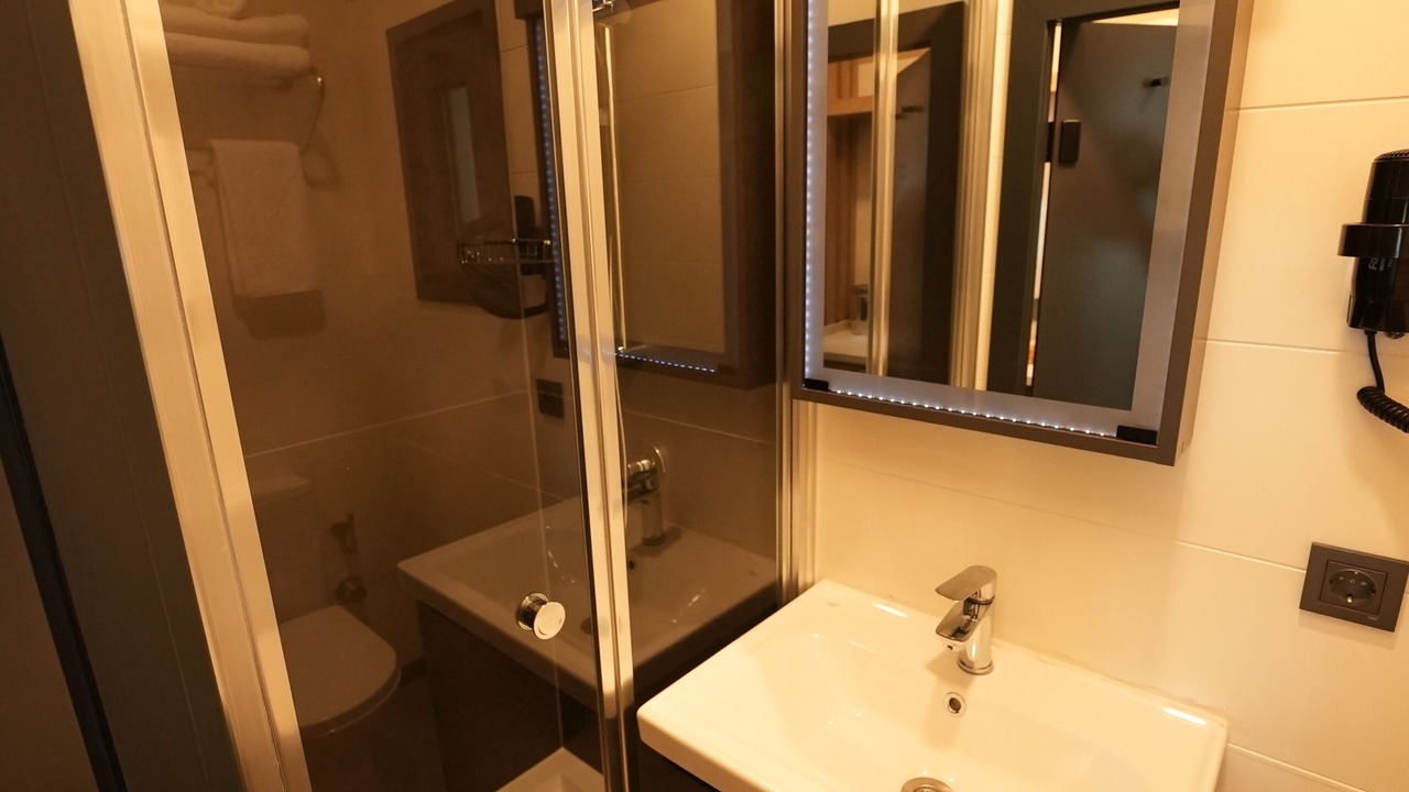 Photo of Bathroom in Masukiye