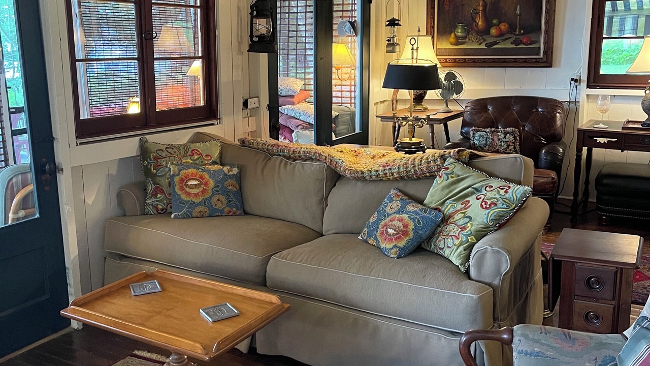 Photo of Livingroom in Cazenovia