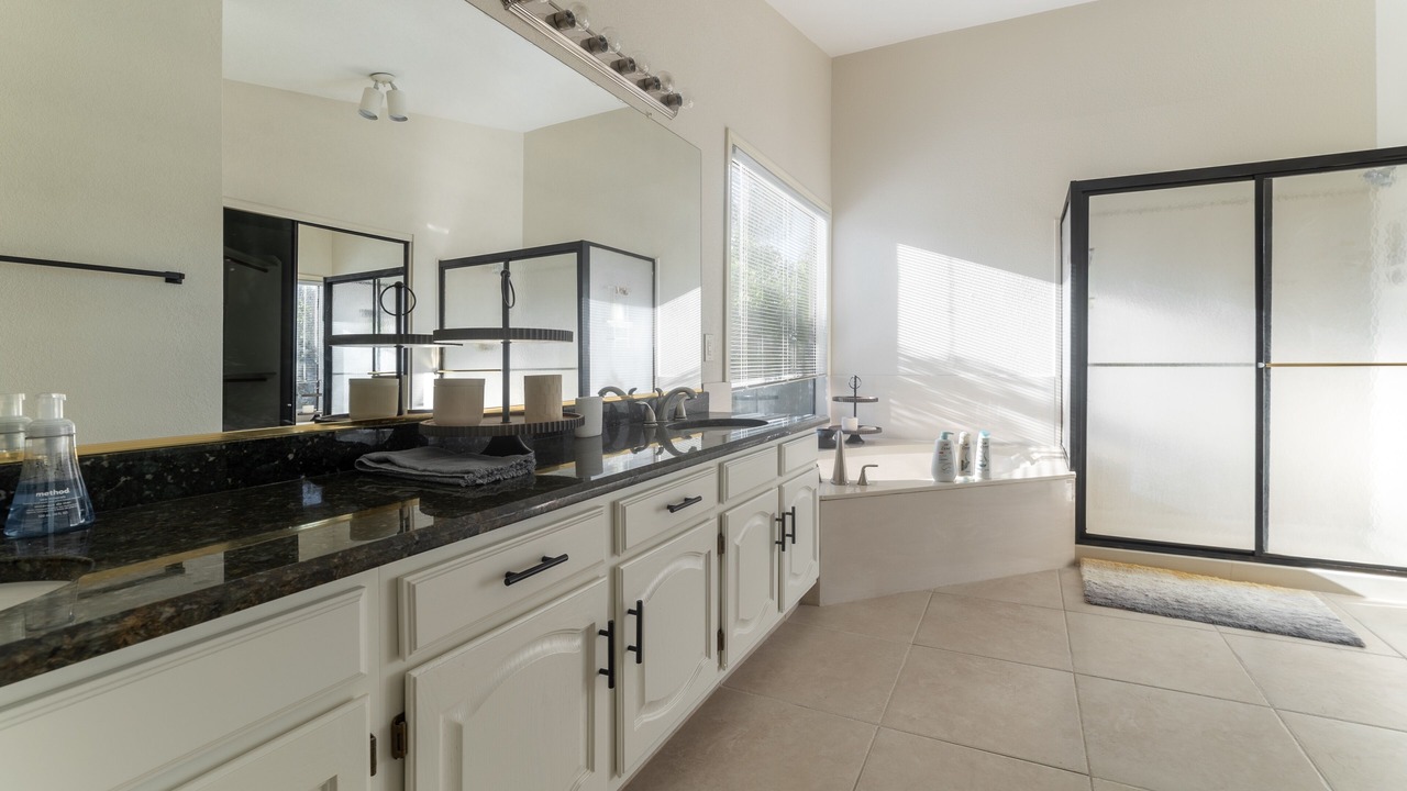 Photo of Bathroom in Arrowhead Ranch