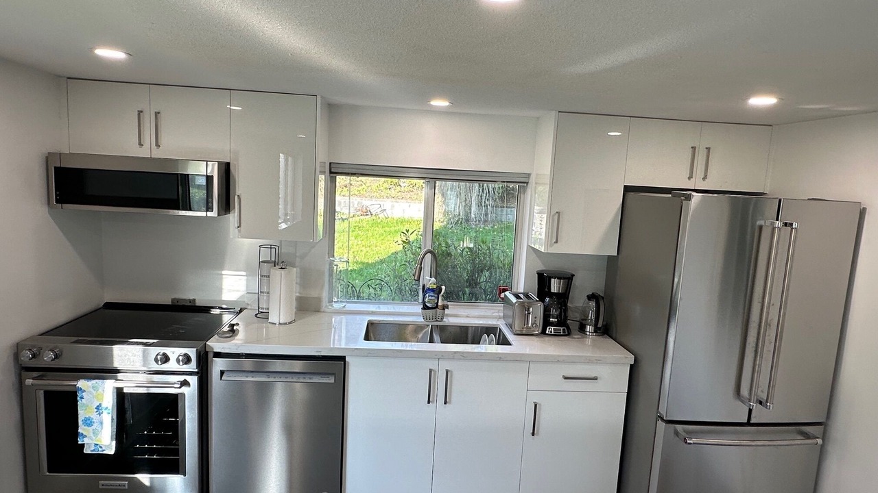 Photo of Kitchen in Garibaldi Highlands
