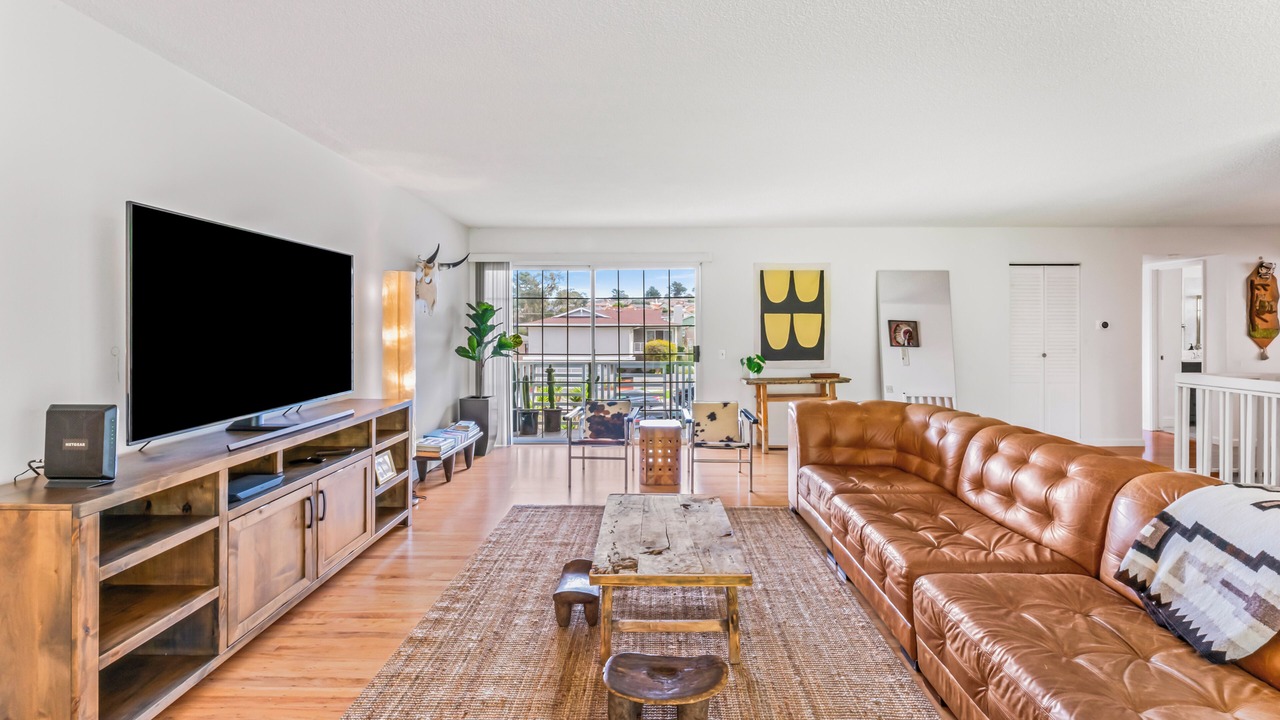 Photo of Livingroom in San Bruno