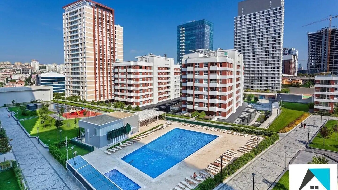 Photo of Buildings in Bagcilar