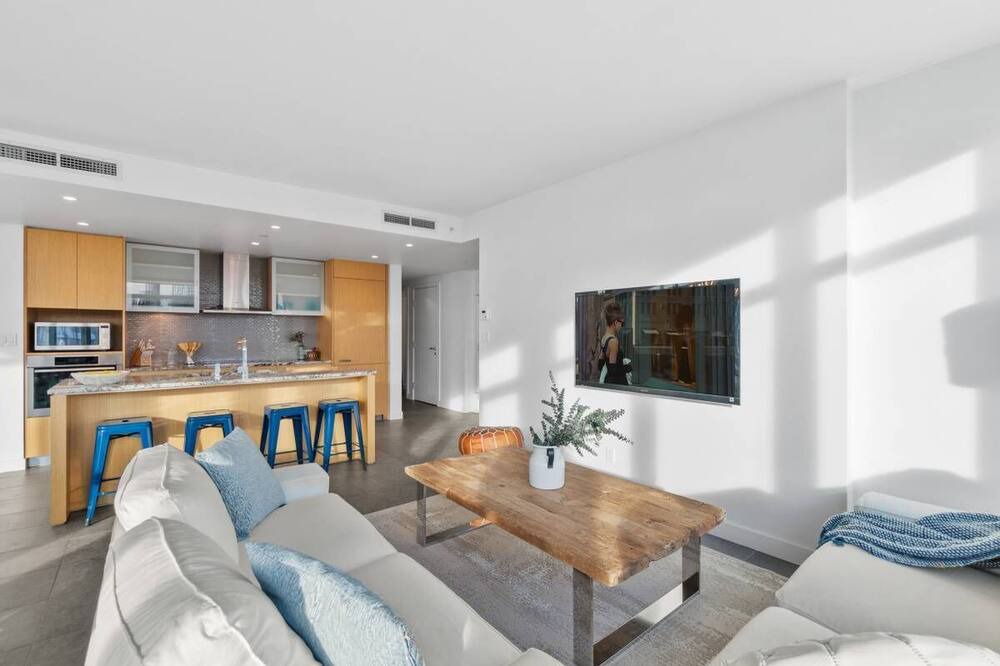 Photo of Livingroom in Downtown Vancouver
