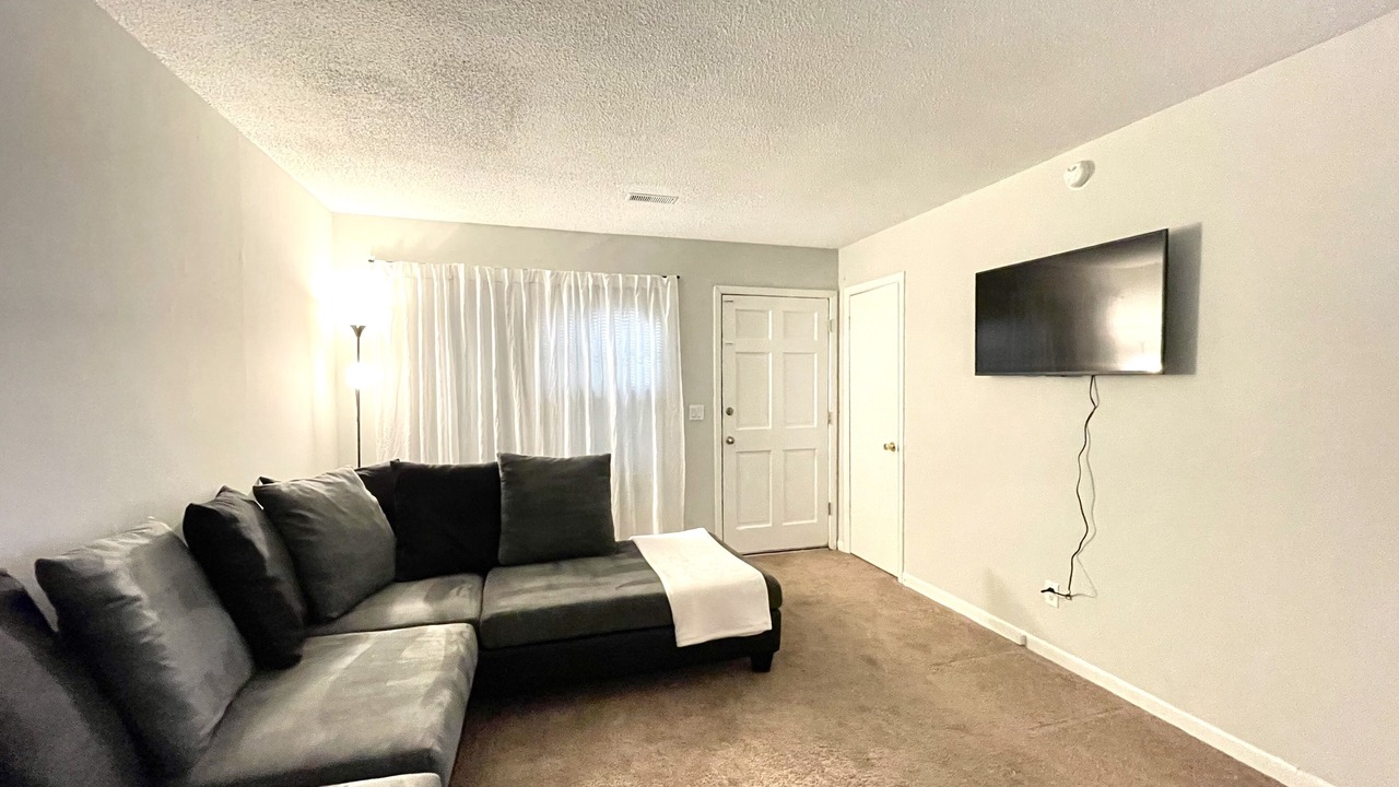 Photo of Livingroom in Ladson