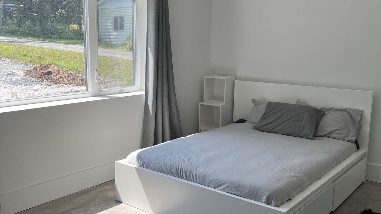 Photo of Bedroom in Shortts Lake