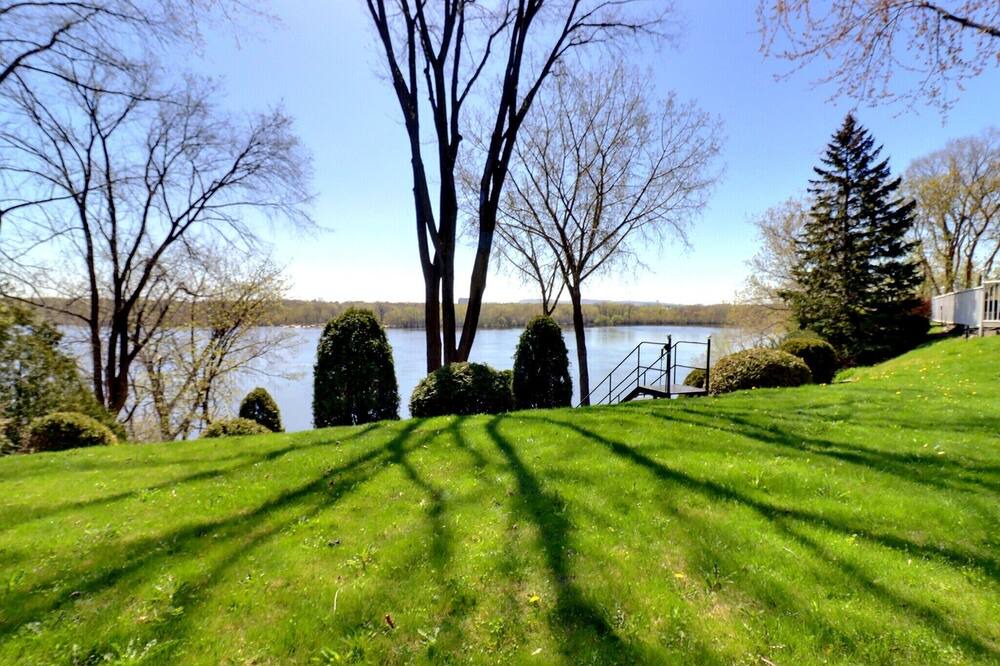 Photo of Outdoor in Laval