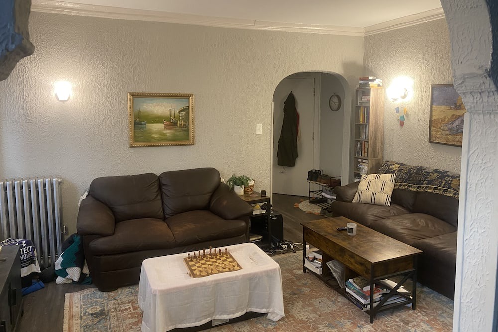 Photo of Livingroom in Logan Square