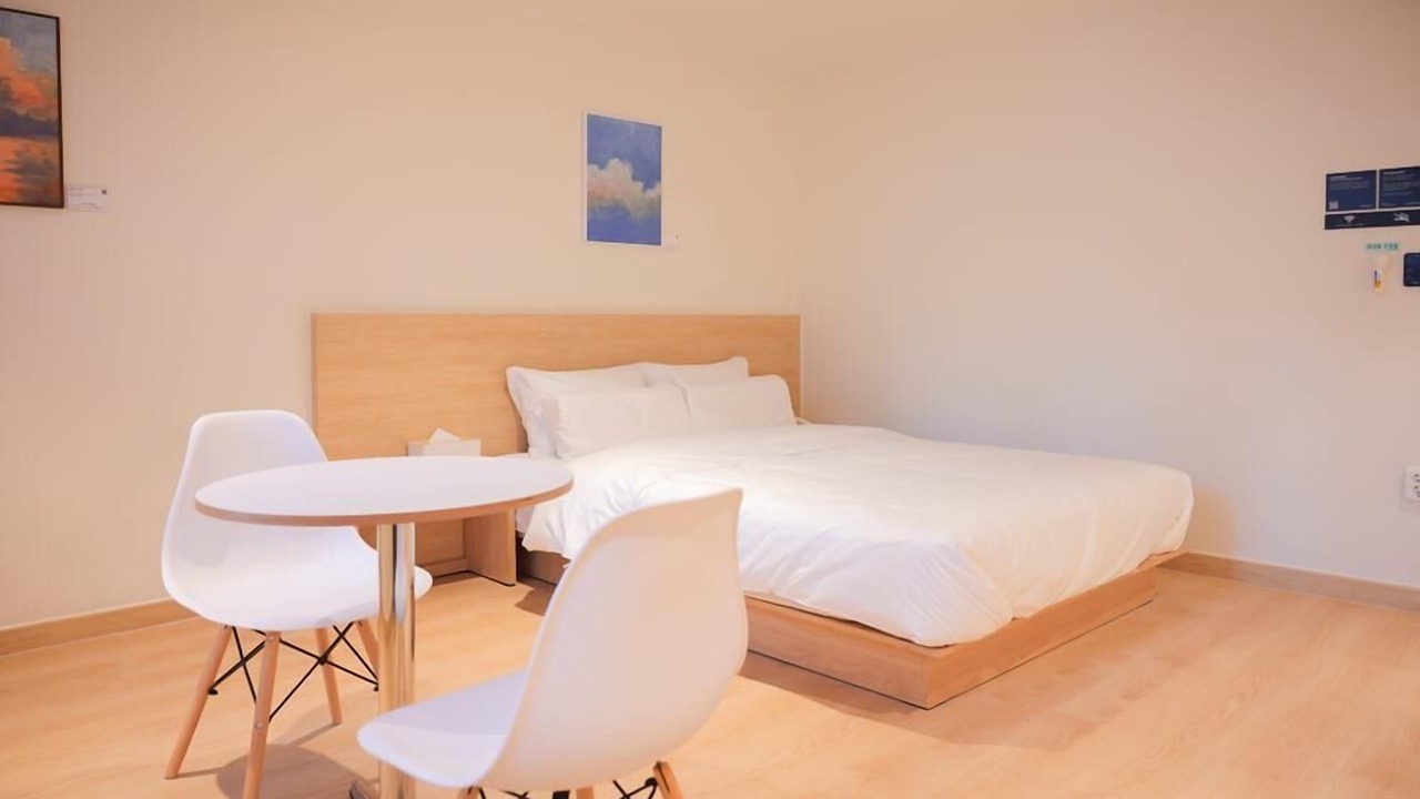 Photo of Bedroom in Bongmyeong-dong