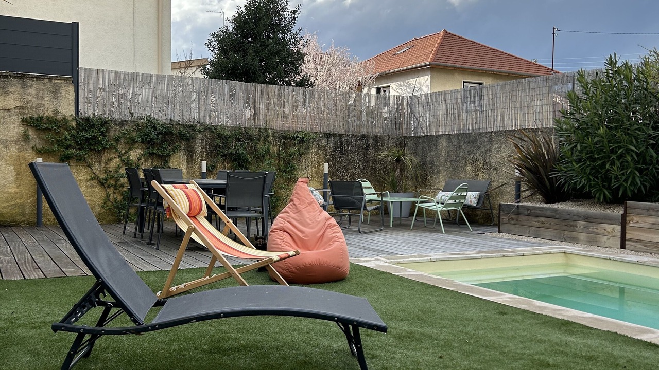 Photo of Outdoor in Bron