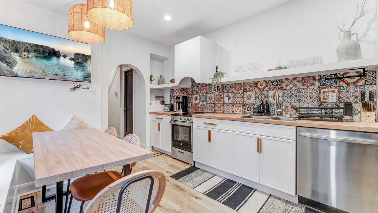 Photo of Kitchen in Centretown