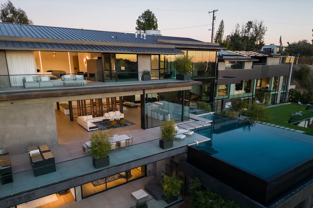 Photo of Outdoor in Beverly Hills