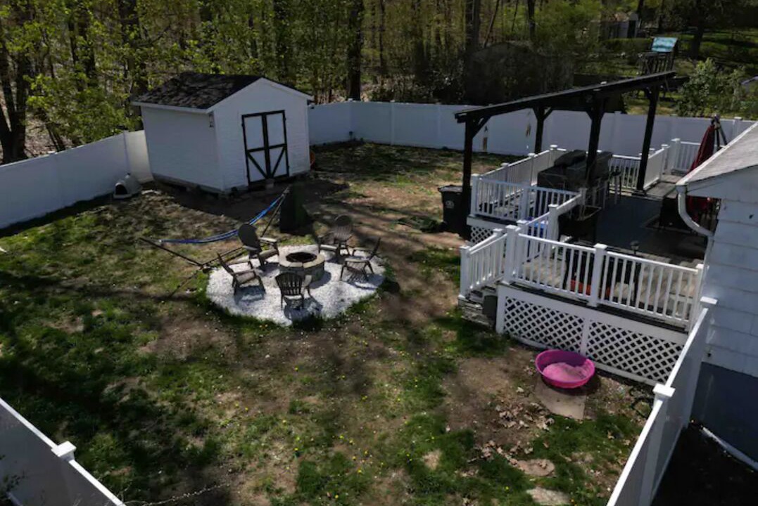 Photo of Outdoor in Montville