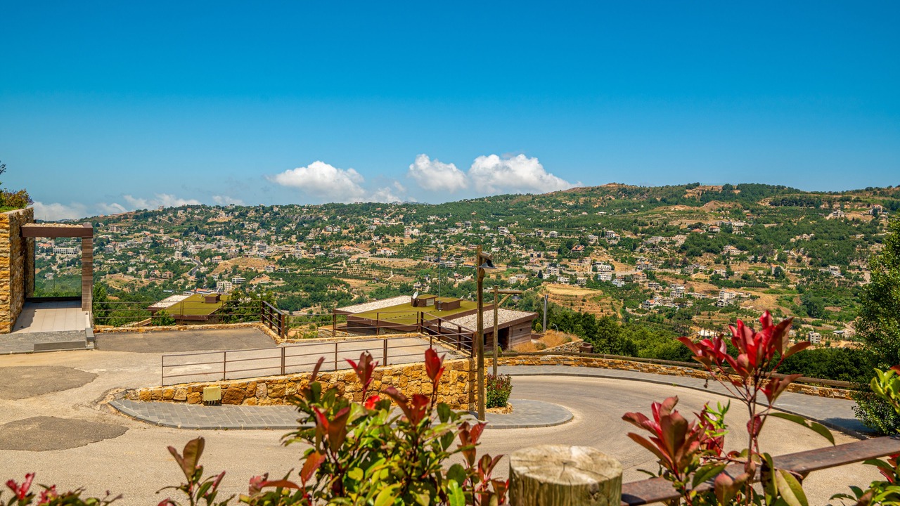 Photo of Outdoor in Kfardebian