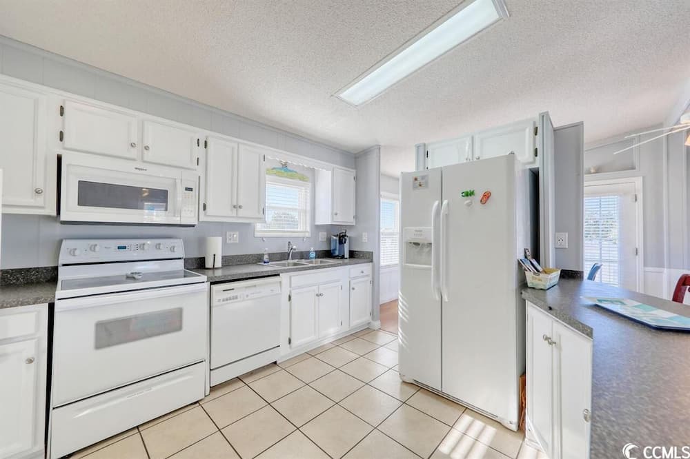 Photo of Kitchen in Garden City