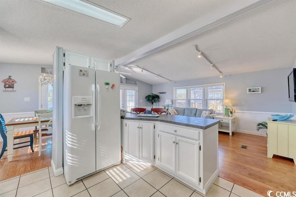 Photo of Kitchen in Garden City