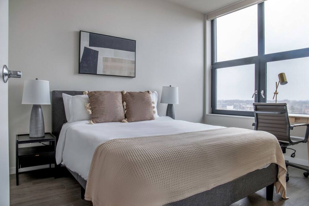 Photo of Bedroom in Logan Square