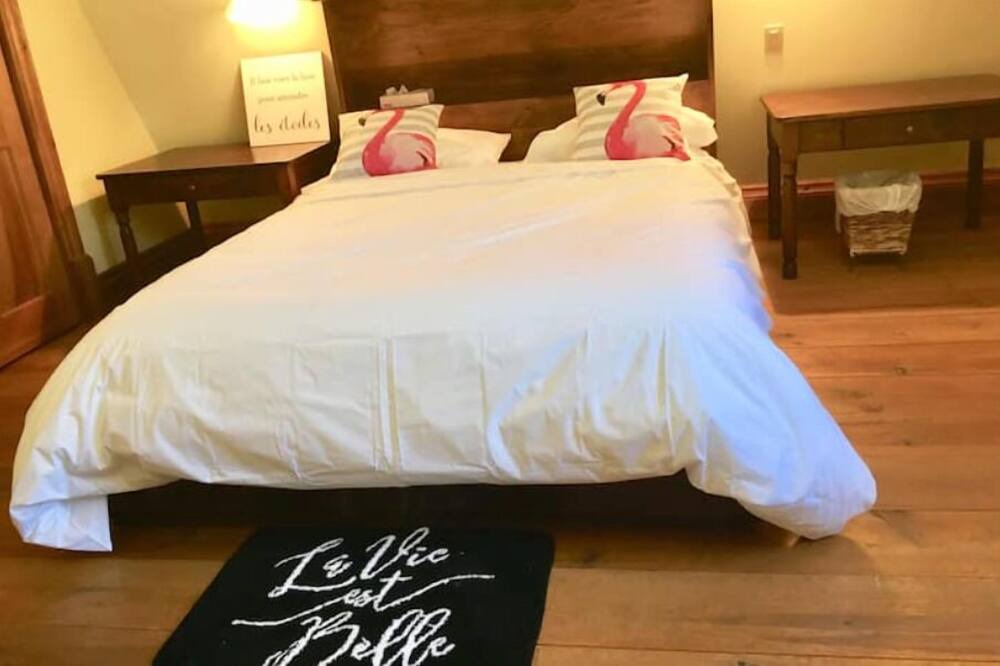 Photo of Bedroom in Saint-Denis-de-Brompton