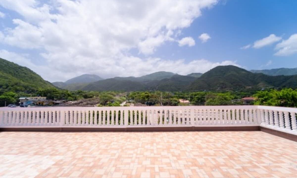 Photo of Patio Balcony in Bull Bay