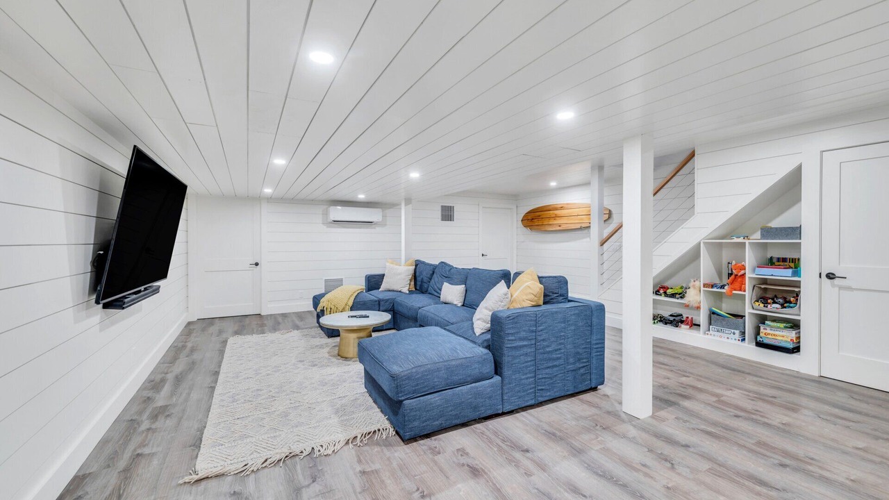 Photo of Livingroom in Amagansett