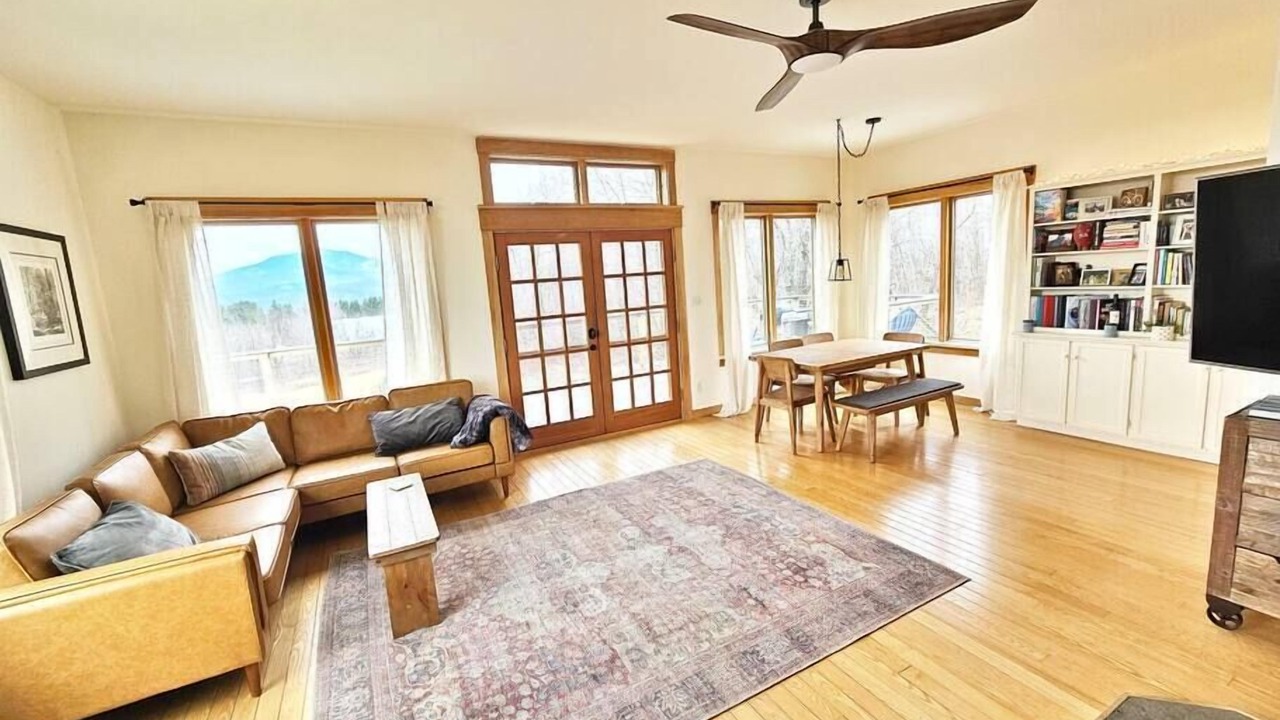 Photo of Livingroom in Johnson