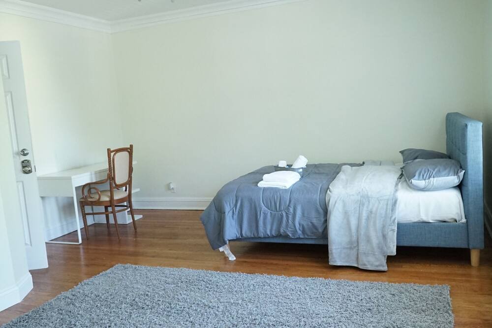 Photo of Bedroom in Mayfair