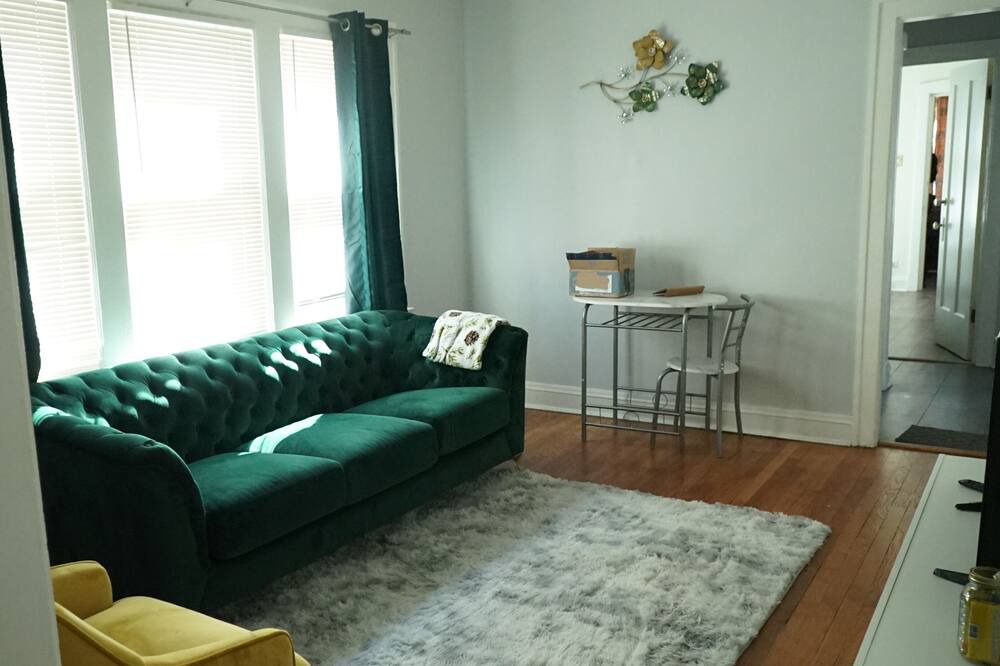 Photo of Livingroom in Mayfair