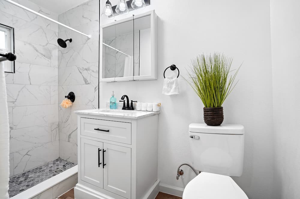 Photo of Bathroom in Somisspo