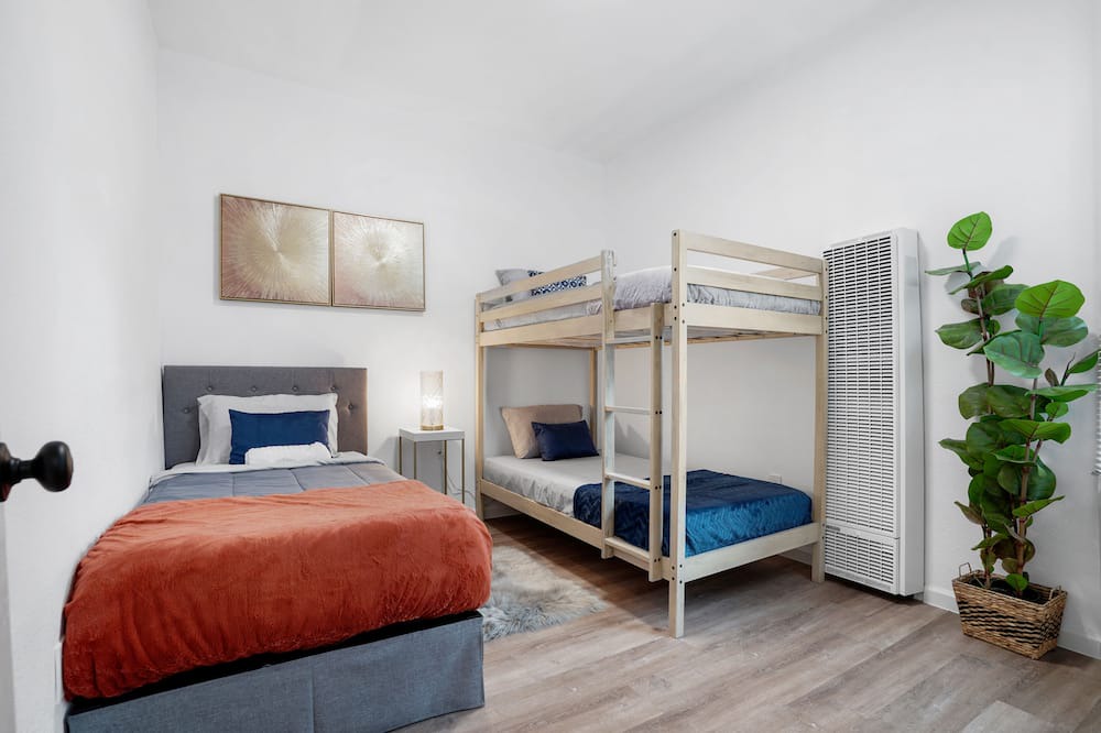 Photo of Bedroom in Somisspo