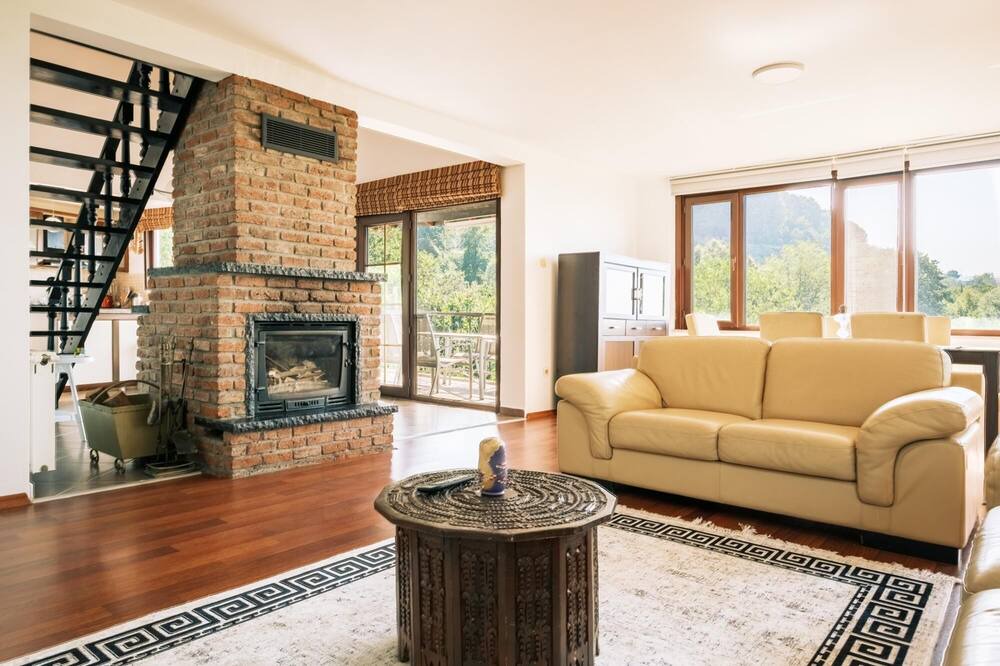 Photo of Livingroom in Derbent