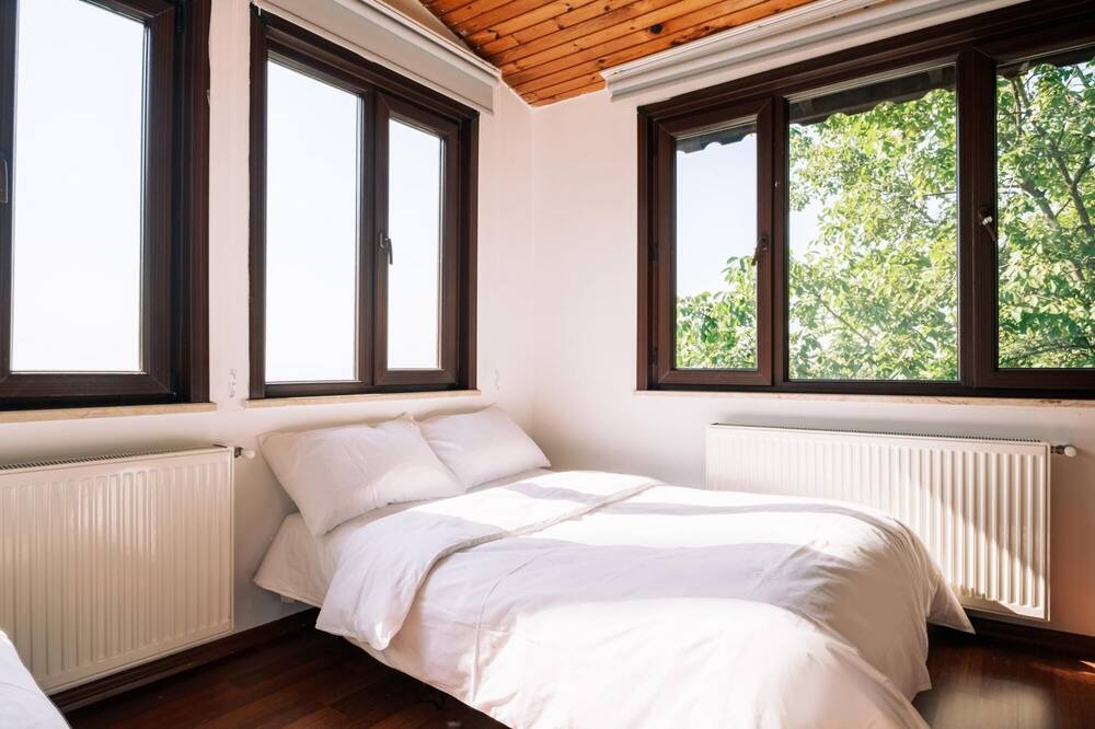 Photo of Bedroom in Derbent