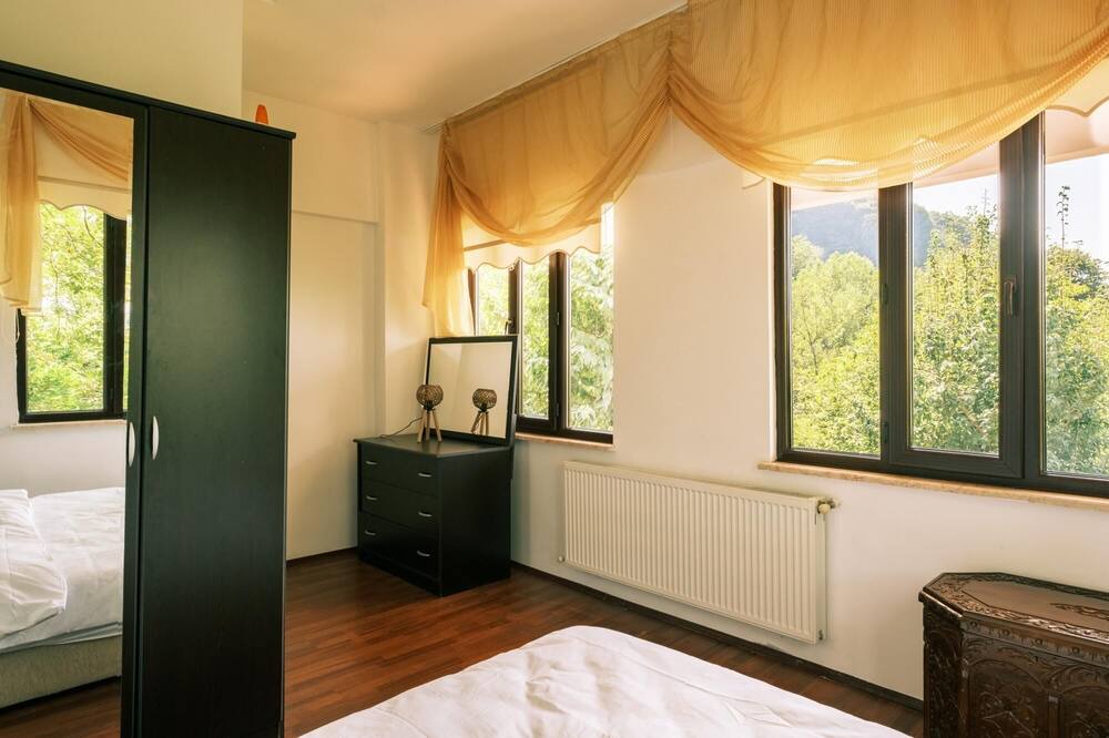 Photo of Bedroom in Derbent