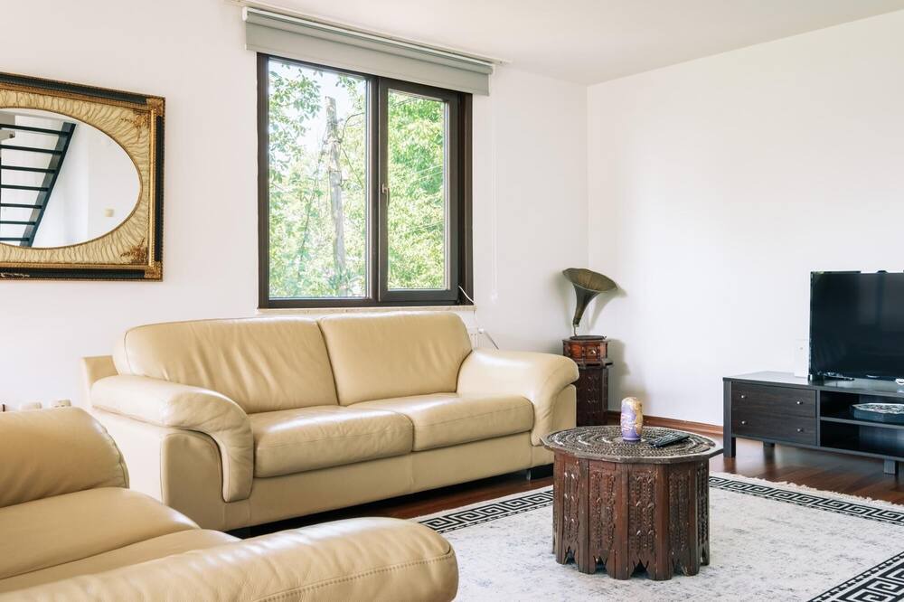 Photo of Livingroom in Derbent
