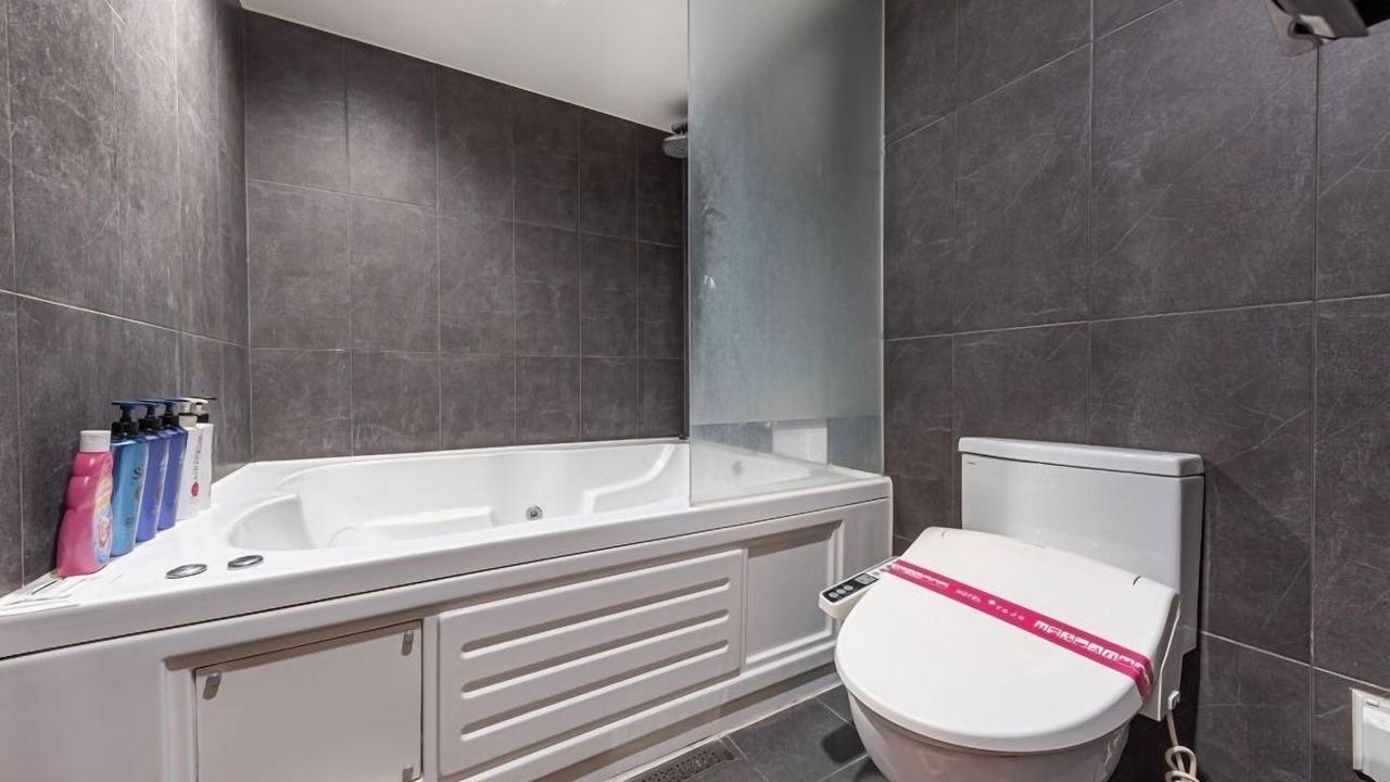 Photo of Bathroom in Cheongju