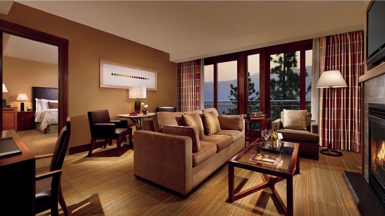 Photo of Livingroom in Downtown Chicago