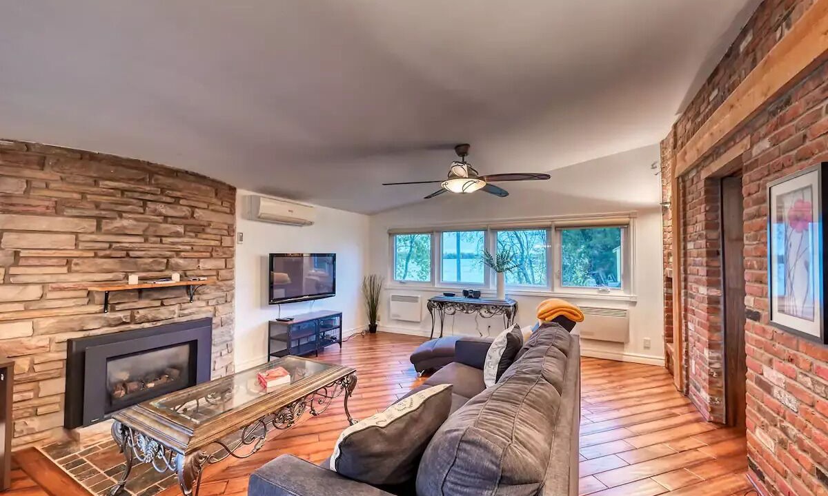 Photo of Livingroom in Saint-Mathias-sur-Richelieu