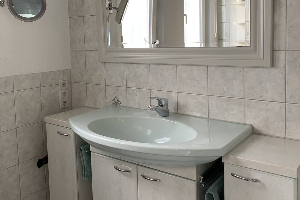 Photo of Bathroom in Ober-Morlen