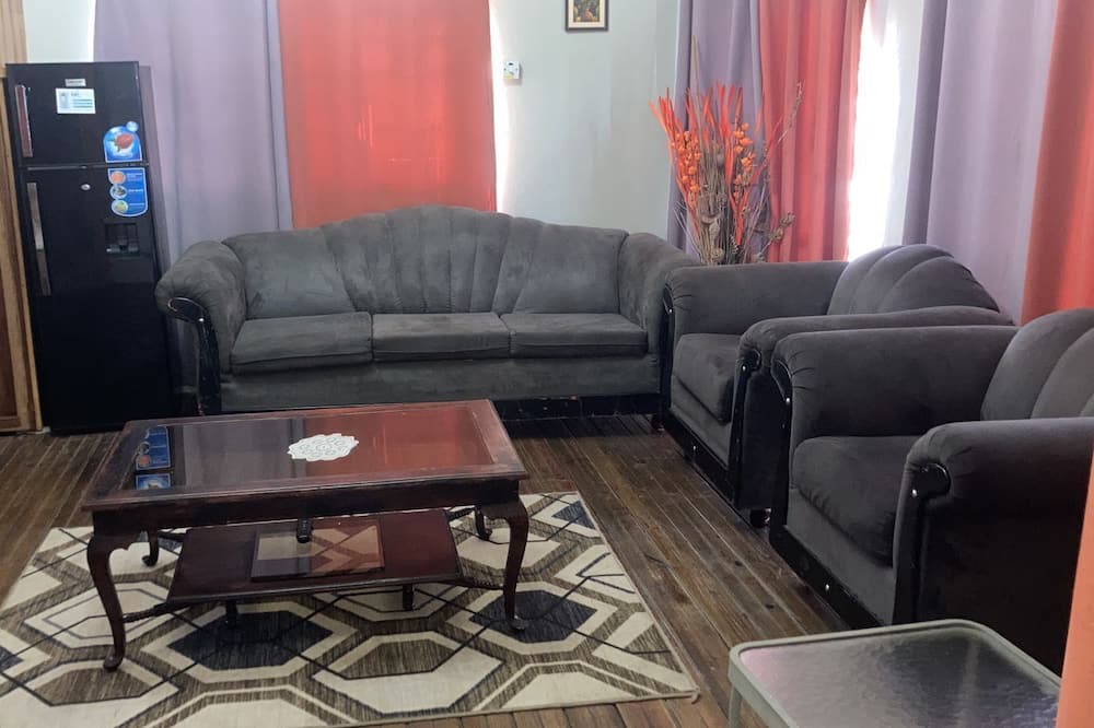 Photo of Livingroom in Montego Bay